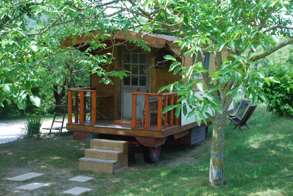 Maison D'Hotes Ainsi Soie T-Il Combovin Exterior photo